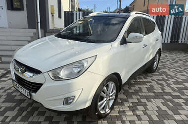 Внедорожник / Кроссовер Hyundai ix35 2010 в Киеве