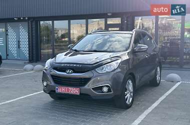 Внедорожник / Кроссовер Hyundai ix35 2012 в Вознесенске