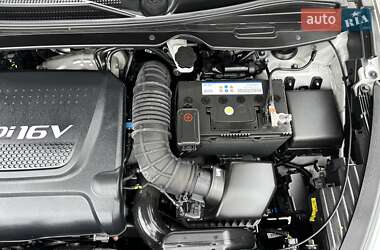 Внедорожник / Кроссовер Hyundai ix35 2014 в 