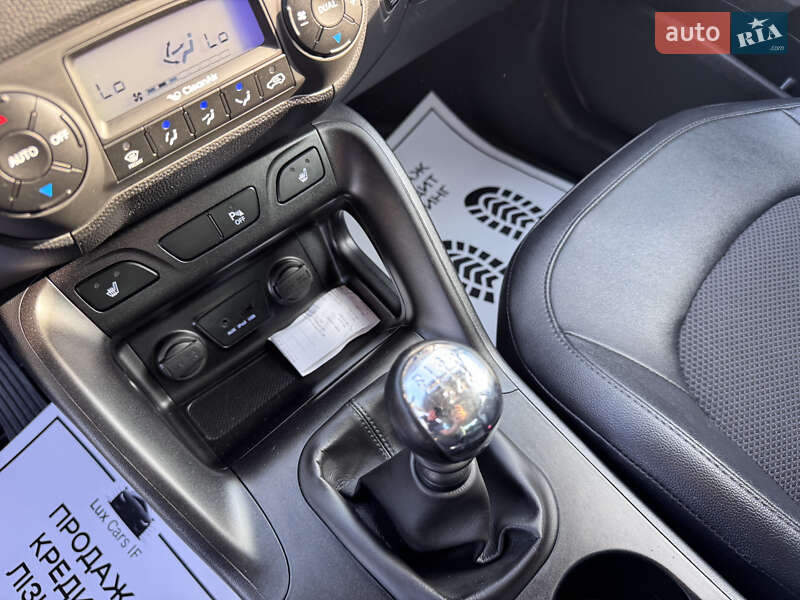 Внедорожник / Кроссовер Hyundai ix35 2015 в Ивано-Франковске