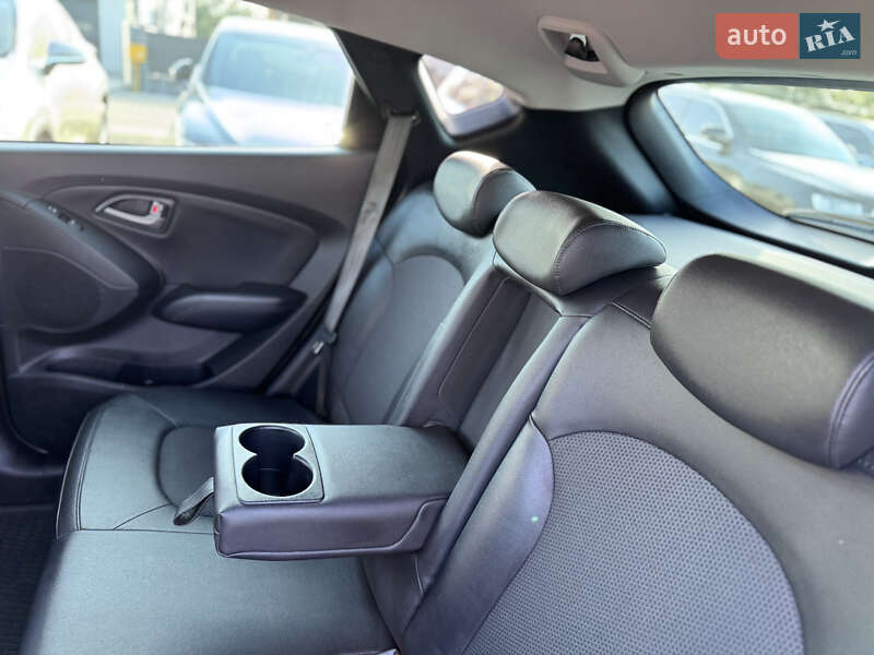 Внедорожник / Кроссовер Hyundai ix35 2015 в Ивано-Франковске