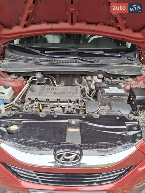 Внедорожник / Кроссовер Hyundai ix35 2010 в Одессе фото 12 Внедорожник / Кроссовер Hyundai ix35 2010 в Одессе