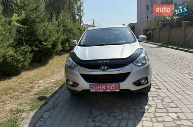 Позашляховик / Кросовер Hyundai ix35 2011 в 