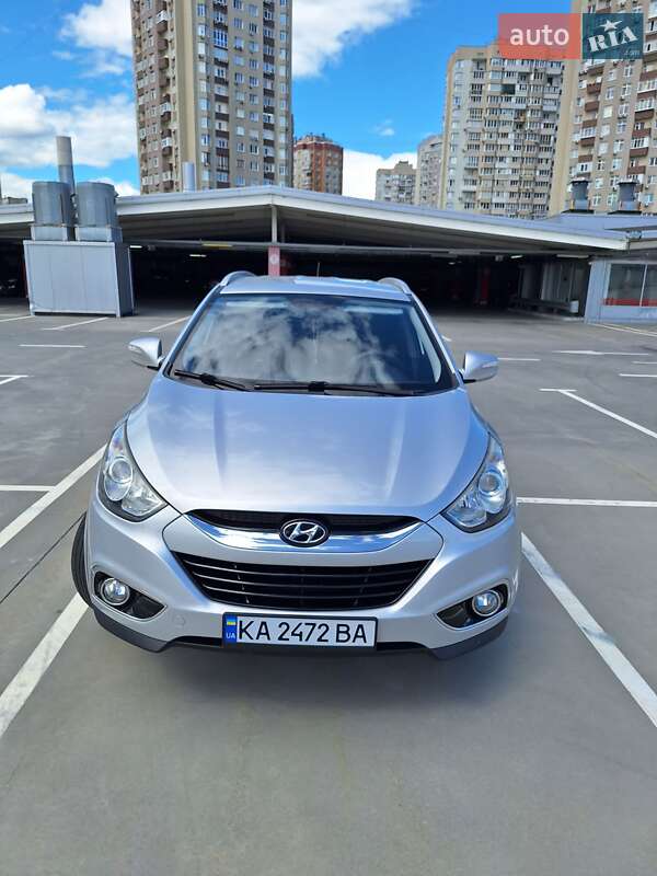 Позашляховик / Кросовер Hyundai ix35 2010 в Києві