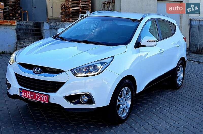 Внедорожник / Кроссовер Hyundai ix35 2015 в Львове