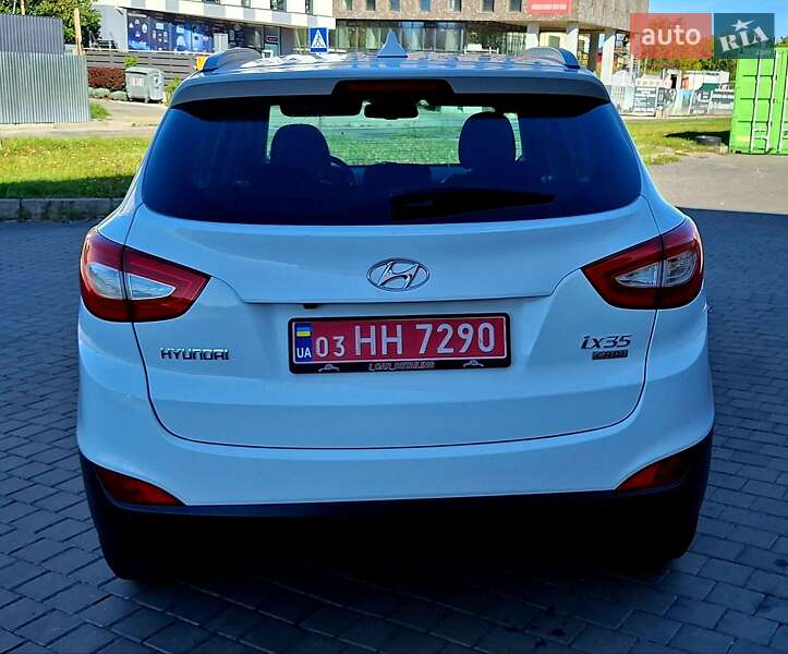 Внедорожник / Кроссовер Hyundai ix35 2015 в Львове