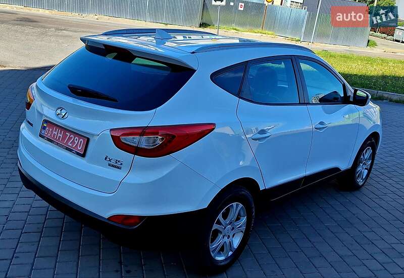 Внедорожник / Кроссовер Hyundai ix35 2015 в Львове