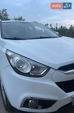 Позашляховик / Кросовер Hyundai ix35 2011 в Нововолинську