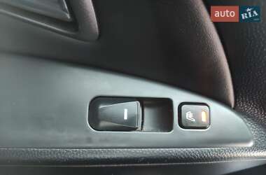 Внедорожник / Кроссовер Hyundai ix35 2010 в 