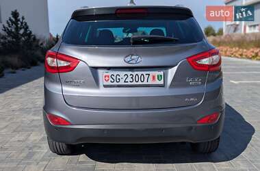 Внедорожник / Кроссовер Hyundai ix35 2015 в 