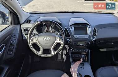 Внедорожник / Кроссовер Hyundai ix35 2015 в 