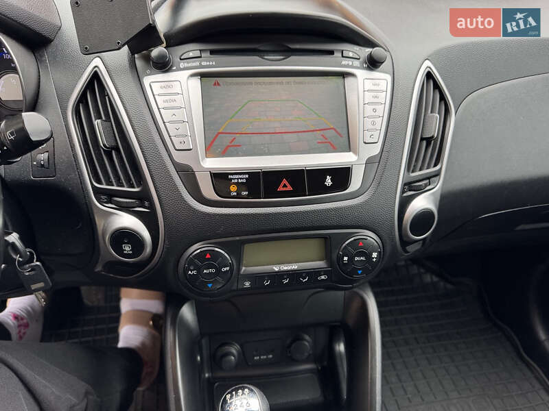 Внедорожник / Кроссовер Hyundai ix35 2011 в Чернигове