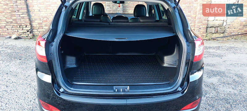 Внедорожник / Кроссовер Hyundai ix35 2013 в Одессе фото 14 Внедорожник / Кроссовер Hyundai ix35 2013 в Одессе