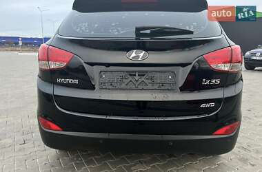 Внедорожник / Кроссовер Hyundai ix35 2011 в 