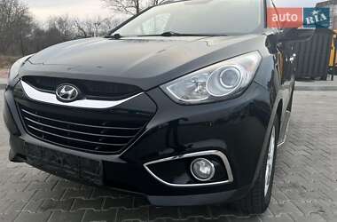 Внедорожник / Кроссовер Hyundai ix35 2011 в 