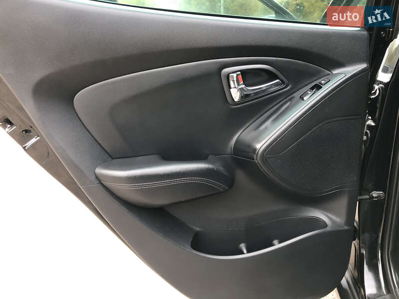 Позашляховик / Кросовер Hyundai ix35 2013 в Рівному