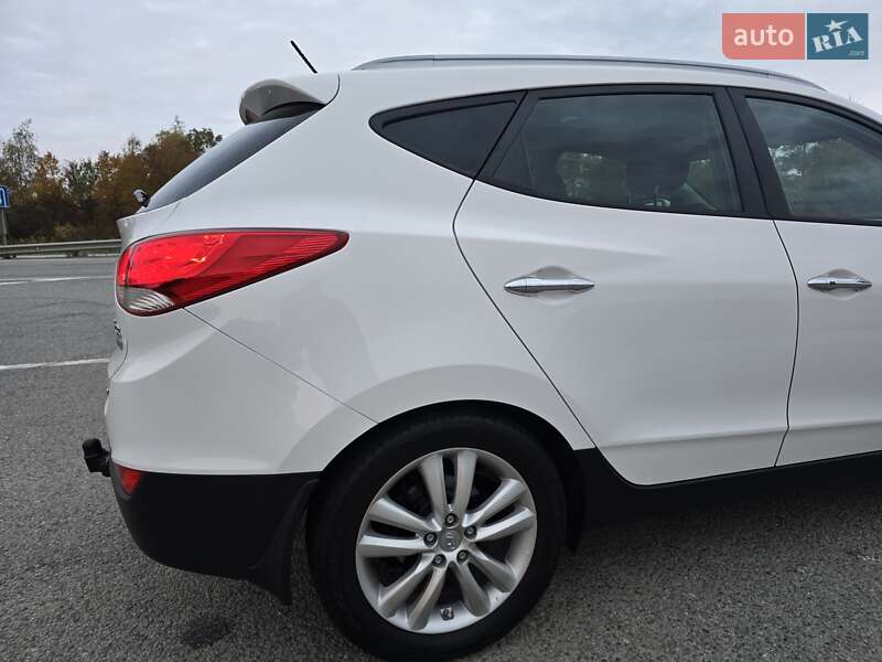 Внедорожник / Кроссовер Hyundai ix35 2012 в Калуше