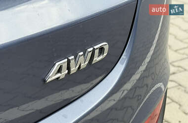 Позашляховик / Кросовер Hyundai ix35 2012 в 