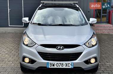 Внедорожник / Кроссовер Hyundai ix35 2012 в 
