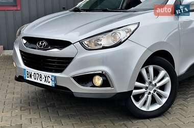 Внедорожник / Кроссовер Hyundai ix35 2012 в 