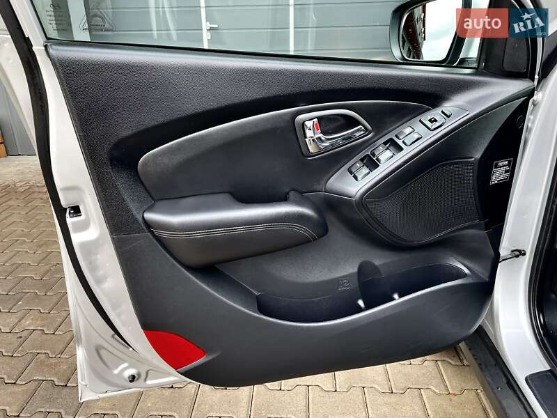 Позашляховик / Кросовер Hyundai ix35 2012 в Ковелі