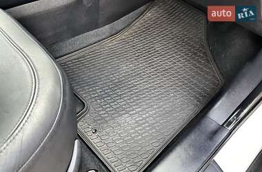Внедорожник / Кроссовер Hyundai ix35 2012 в 