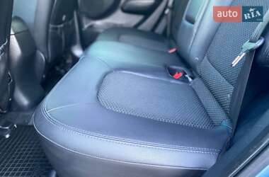 Внедорожник / Кроссовер Hyundai ix35 2012 в 
