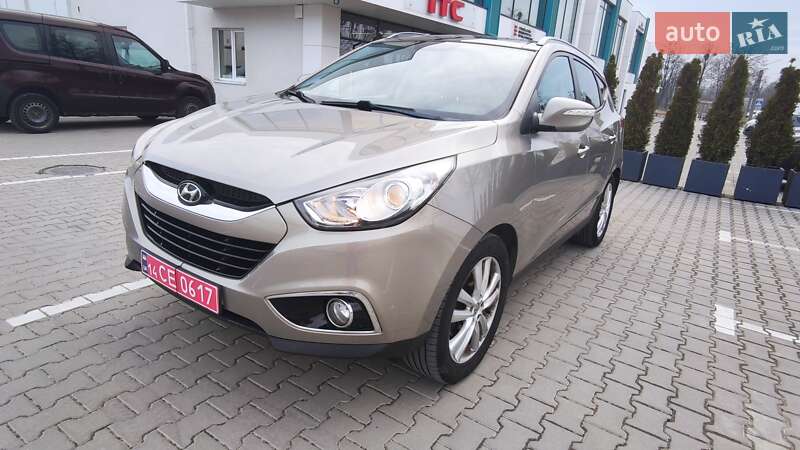 Внедорожник / Кроссовер Hyundai ix35 2011 в Львове