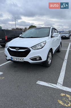 Внедорожник / Кроссовер Hyundai ix35 2010 в Киеве