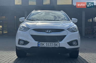 Внедорожник / Кроссовер Hyundai ix35 2012 в 
