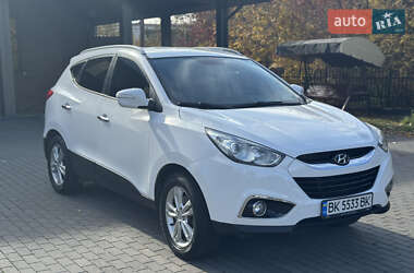 Внедорожник / Кроссовер Hyundai ix35 2012 в 