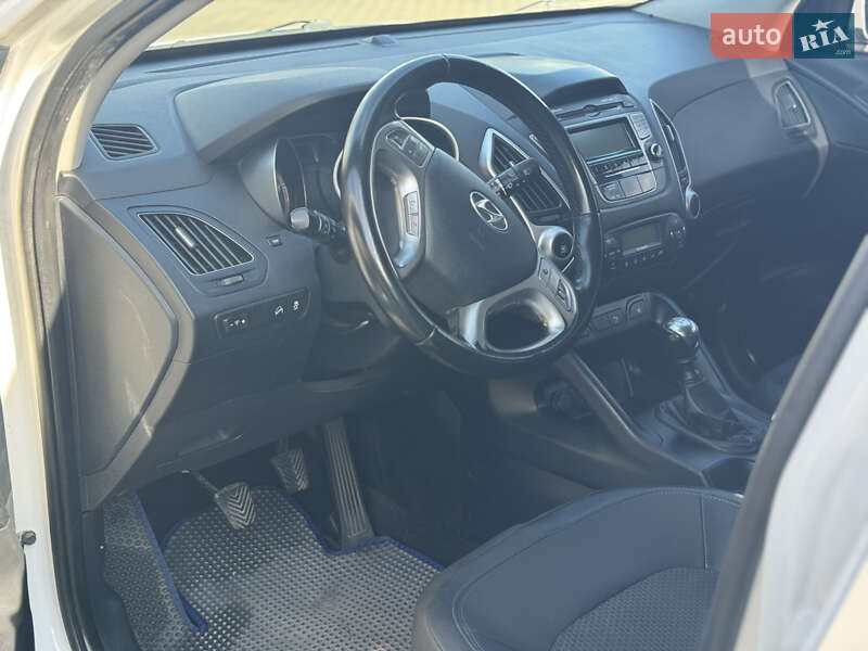 Внедорожник / Кроссовер Hyundai ix35 2012 в Ровно фото 18 Внедорожник / Кроссовер Hyundai ix35 2012 в Ровно