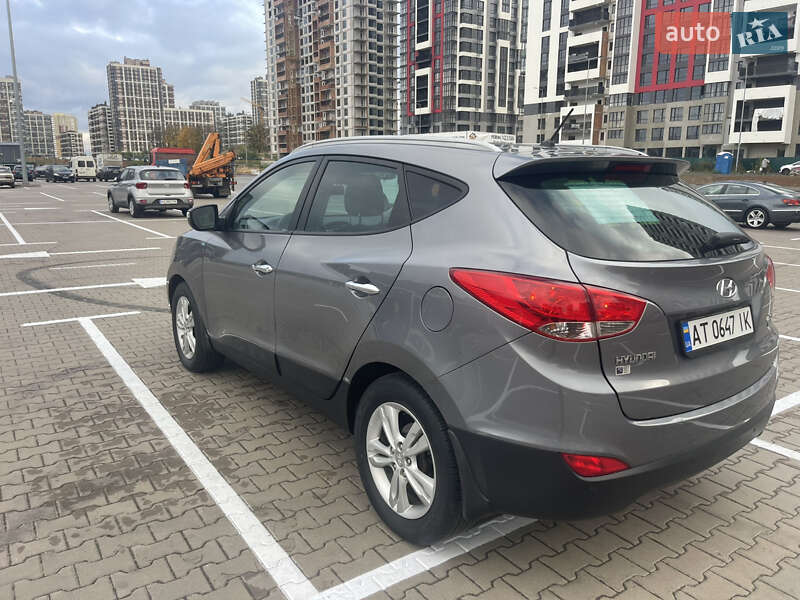 Позашляховик / Кросовер Hyundai ix35 2011 в Києві фото 2 Позашляховик / Кросовер Hyundai ix35 2011 в Києві