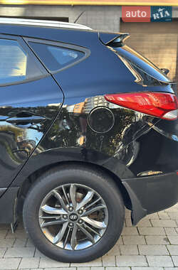 Внедорожник / Кроссовер Hyundai ix35 2014 в 