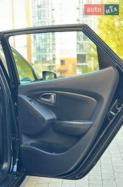 Внедорожник / Кроссовер Hyundai ix35 2014 в 