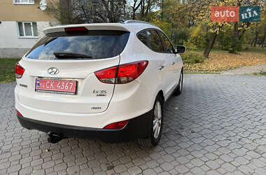 Внедорожник / Кроссовер Hyundai ix35 2012 в 