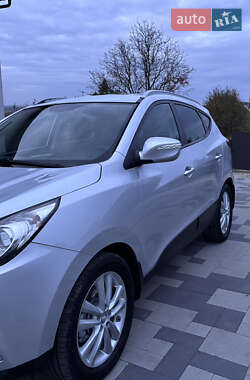 Внедорожник / Кроссовер Hyundai ix35 2013 в 