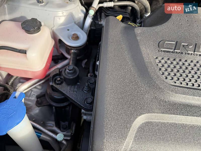 Позашляховик / Кросовер Hyundai ix35 2010 в Млиніві