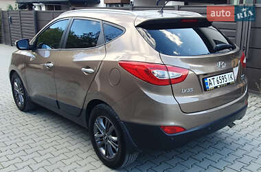 Внедорожник / Кроссовер Hyundai ix35 2013 в 