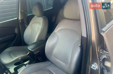 Внедорожник / Кроссовер Hyundai ix35 2013 в 