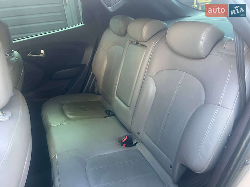 Внедорожник / Кроссовер Hyundai ix35 2013 в Ивано-Франковске