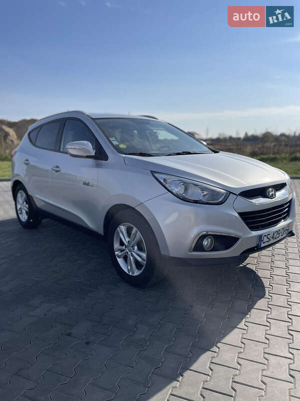 Внедорожник / Кроссовер Hyundai ix35 2013 в Луцке фото 4 Внедорожник / Кроссовер Hyundai ix35 2013 в Луцке