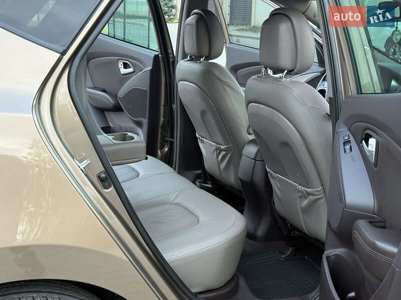 Позашляховик / Кросовер Hyundai ix35 2015 в Одесі