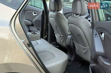 Внедорожник / Кроссовер Hyundai ix35 2015 в 
