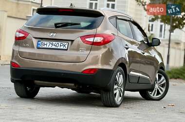 Внедорожник / Кроссовер Hyundai ix35 2015 в 