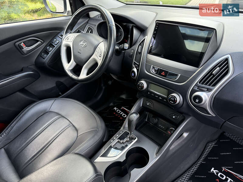 Внедорожник / Кроссовер Hyundai ix35 2011 в Одессе