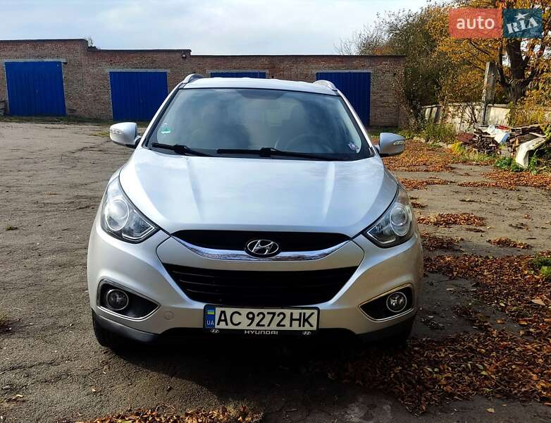 Внедорожник / Кроссовер Hyundai ix35 2010 в Ровно