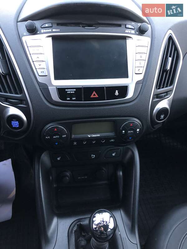 Внедорожник / Кроссовер Hyundai ix35 2011 в Луцке
