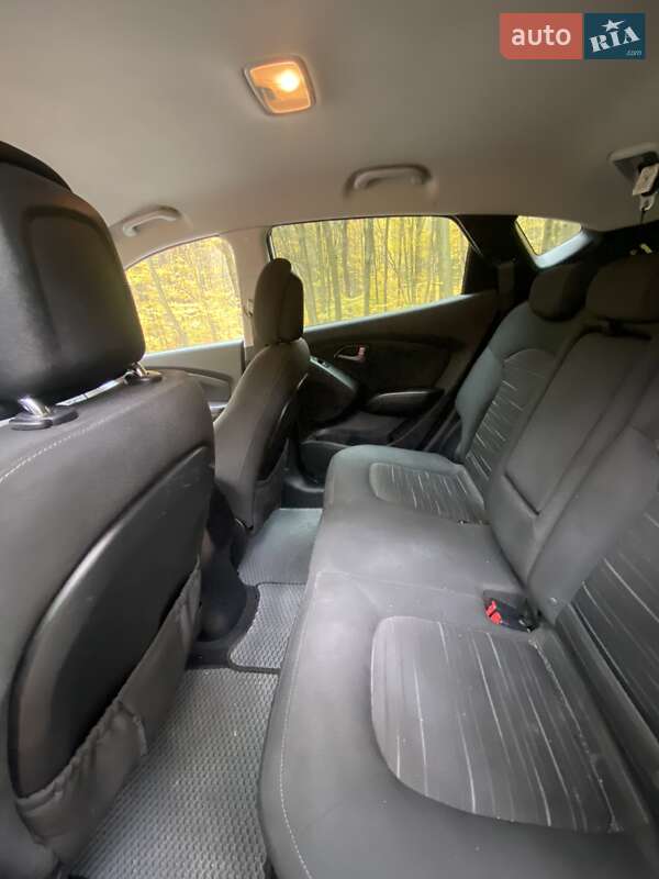 Внедорожник / Кроссовер Hyundai ix35 2013 в Львове фото 25 Внедорожник / Кроссовер Hyundai ix35 2013 в Львове