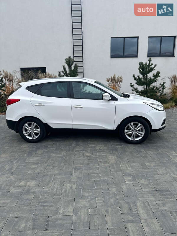 Внедорожник / Кроссовер Hyundai ix35 2012 в Луцке